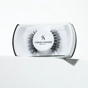Camara Aunique Beauty Mary Lash